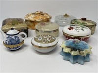 Powder Jars and Trinket Dish Teapot