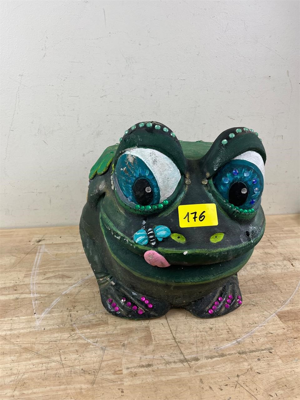 Stone Frog Garden Decor