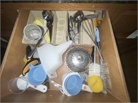 Contents in Kitchen Drawer-Strainer & Utensils