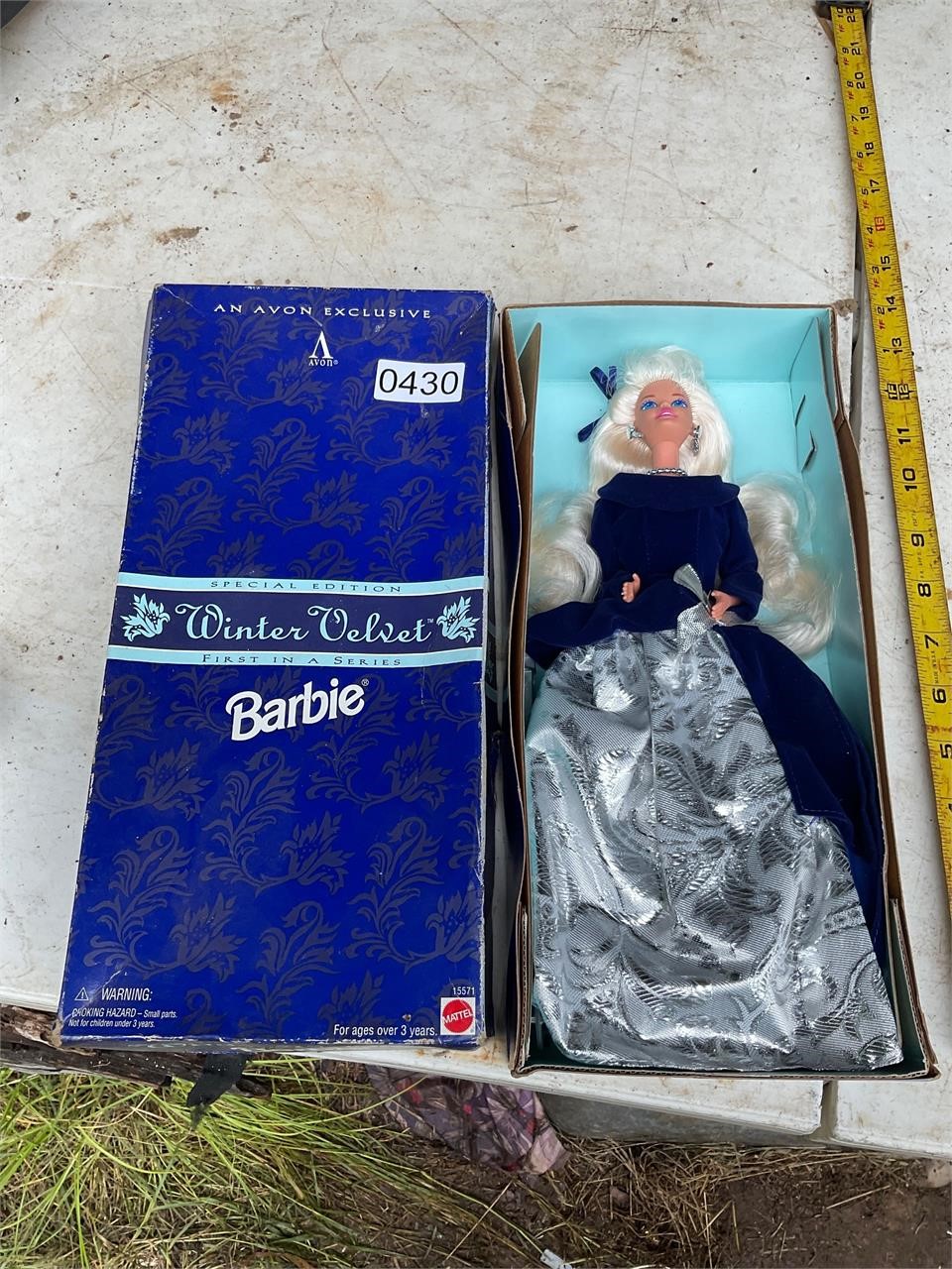 Barbie- 1995 Winter Velvet- Mattel