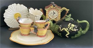Ceramic Pieces incl. Mantle Clock Teapot 4" x 6"