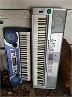Lot of 2 keyboards: 1 is Yamaha model portable Gra