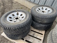 4 tires/rims GMC LT265/70R17