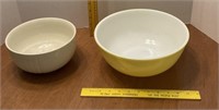 Pyrex Mixing Bowl & Ceramic Bowl