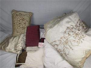 Queen Size Bed Comforter Set