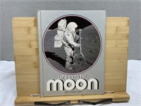 Let’s go to the Moon Book