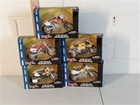 5 Maisto diecast motorcycles