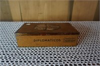 Vintage Metal Diplomaticos Cigars Box