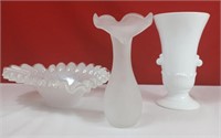 decorative vases and heart shaped bowl