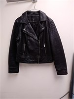 Ladies leather coat size medium