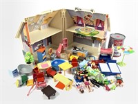 Maison Playmobil, personnages et accessoires
