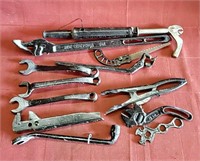 Industrial Wire Stretcher, Wrenches, Nail Puller