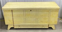 (W) 
Vintage Wooden Chest of Drawers.
One drawer