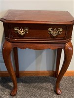 Queen Anne Style Wood Side Table with Drawer