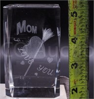 Crystal etched with MOM I Love You