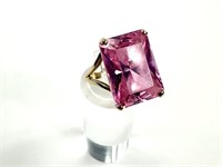 10K Gold Ring with a Pink Tourmaline Stone