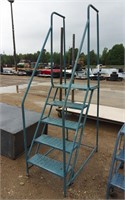 Warehouse Ladder