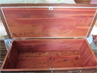 Lane cedar chest