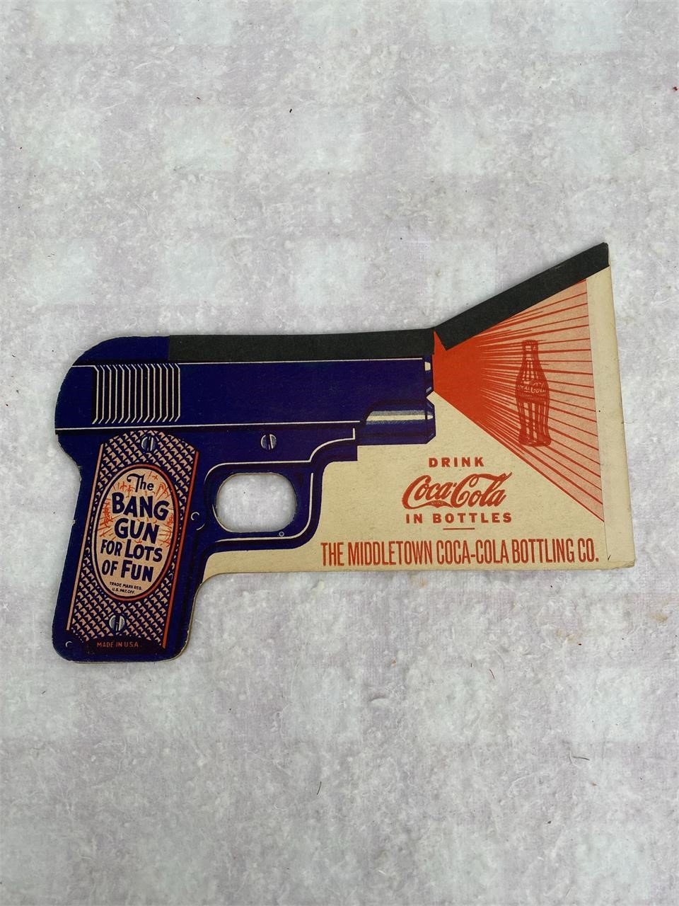 Vtg Coca-Cola Paper Bang Gun Middletown Bottling