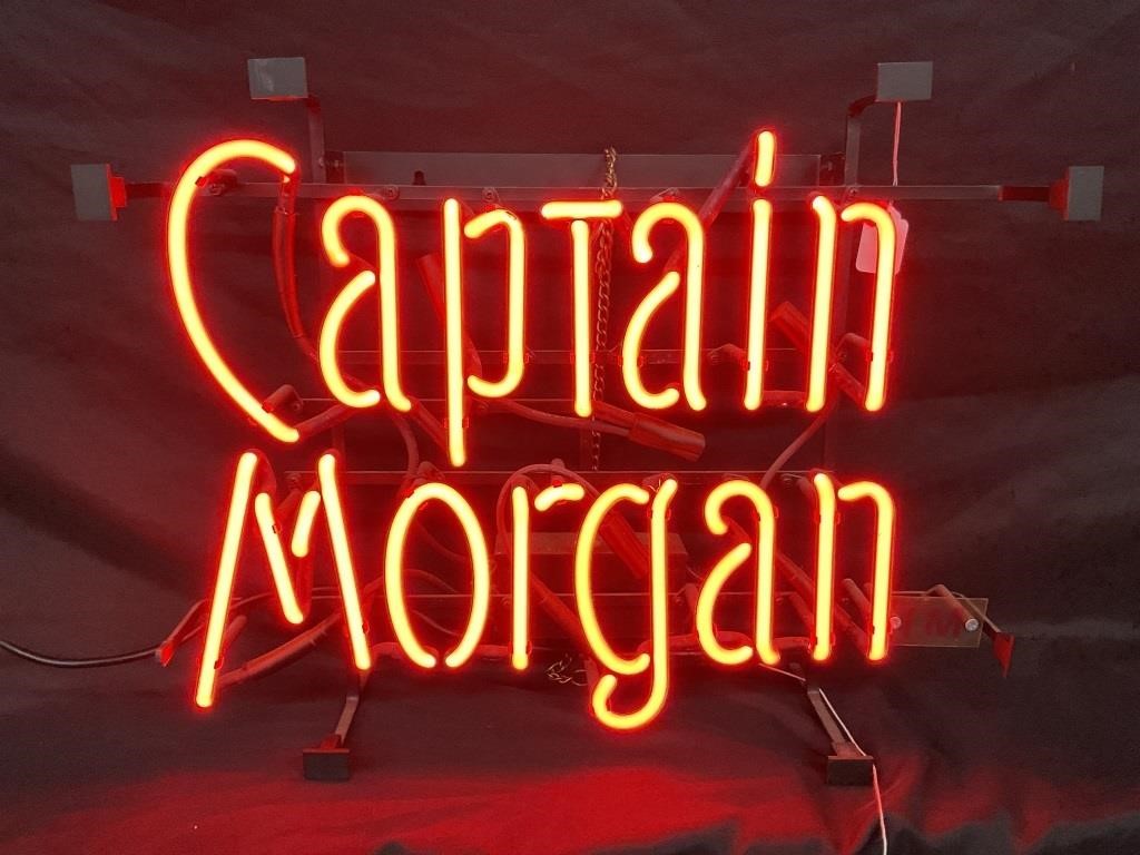 Captain Morgan neon sign - 22" X 18" - WORKS