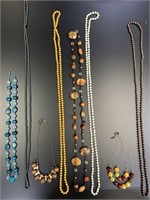 BEADED NECKLACE LOT OF 8