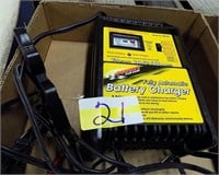 12 VOLT BATTERY CHARGER, LIKE NEW