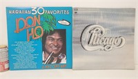 2 disques de musique dont Hawaiian 30 favorites