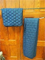 Quilted bed cover with matching shams,
