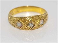 Antique 18ct yellow gold, diamond and 2 opal ring