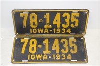 Matching pair of 1934 Iowa license plates