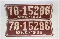 Matching Pair 1932 Iowa license plates