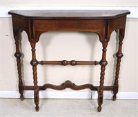 Kittinger Colonial Revival Console Table