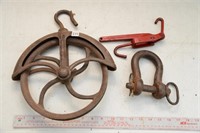 ANTIQUE PULLEY WHEEL, TOOLS
