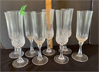 8 Crystal champagne flutes