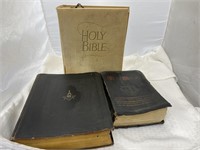3 Bibles