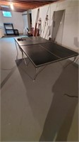 Full size folding ping pong table