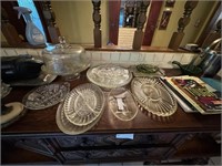 LOT OF GLASS PLATTERS, SERVING DISHES