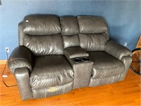 Leather double reclining love seat- see foot rest