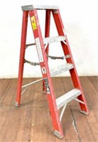 4ft Michigan Fiberglass Folding Ladder