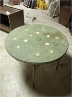 Round Metal Table and 4 chairs