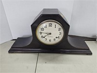 Vintage new haven mantel clock