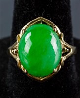 18k Yellow Gold Green Jadeite Ring
