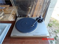 PIONEER RECORD PLAYER