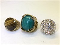 Lot of costume jewelry rings - sizes 7.5, 8.25