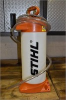 Stihl 10L pressurized water tank; as is