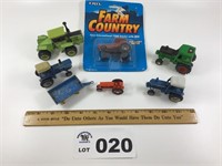 ERTL, MISC TOY TRACTORS, WAGON- no tires on wagon