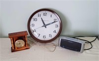 Misc Clocks and Alarm radio