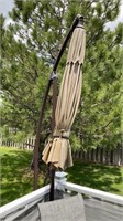 Outdoor umbrella