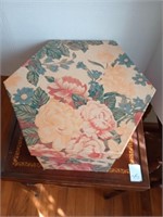 Beautiful floral hat box. Approx 17 inches wide