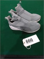 Puma Shoes - Size 7